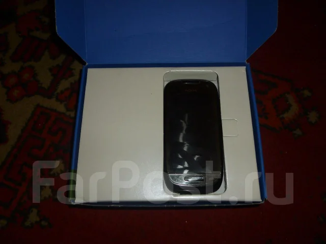 Nokia C7-00 ����