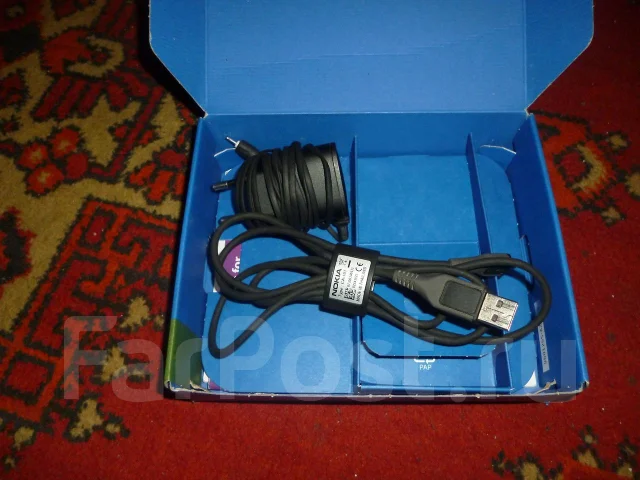 Nokia C7-00 ����