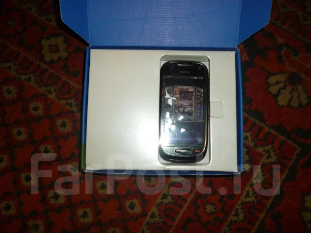 Nokia C7-00 ����