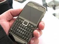 Nokia E71 ����