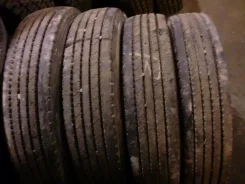 Yokohama RY208. ������, 2000 ���, �/�, ����� 20�% ����