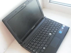 Samsung N102. ��� 1024 ��, ���� 250���, WiFi, ����������� �� 3��. ����