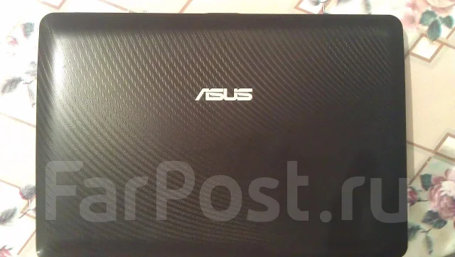 ASUS Eee PC 1011PX. 160����, ��� 256 �� � ������, ���� 320���, WiFi: 1, Bluetooth: 1, ����������� �� 4��. ����