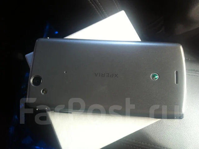 Sony Ericsson Xperia arc. �/� ����
