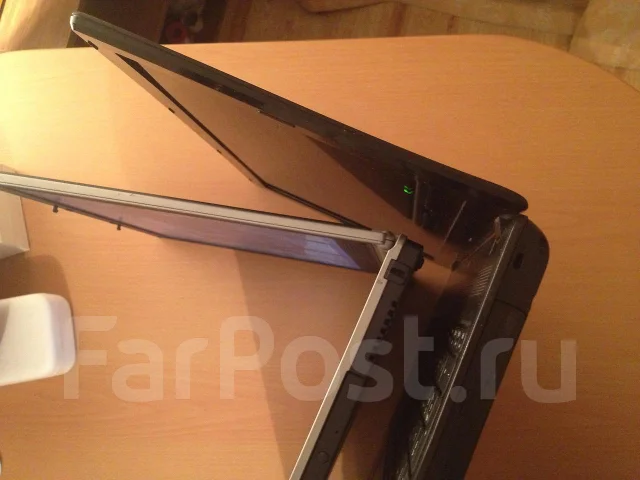 Roverbook NAUTILUS W551WH. 1,3����, ��� 256 �� � ������, ���� 20���, WiFi: 1, ����������� �� 3��. ����