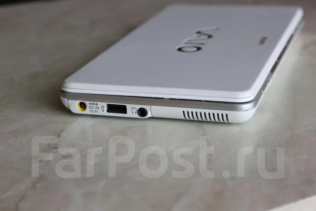 Sony VAIO VGN-P11ZR. 1,6����, ��� 2048 ��, ���� 60���, WiFi: 1, Bluetooth: 1, ����������� �� 3��. ����