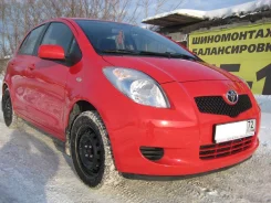 Toyota Yaris. �������, ��������, 1.3, ������