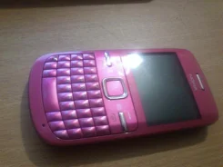 Nokia C3-00. �/�