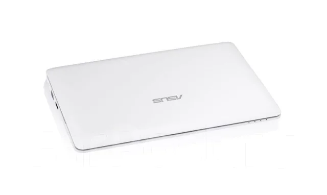 ASUS Eee PC 1011PX. ��� 1024 ��, ���� 320���, ����������� �� 5��. ����
