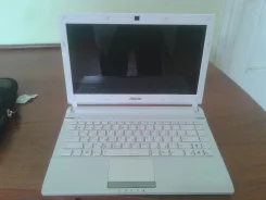 ASUS U36SD. 240,0����, ��� 4 ��, ���� 640���, Bluetooth ����