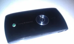 Sony Ericsson Vivaz ����