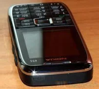 Nokia E51. �/�
