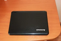 Lenovo IdeaPad S10-2. 1,6����, ��� 1024 ��, ���� 160���, WiFi, Bluetooth, ����������� �� 8��. ����