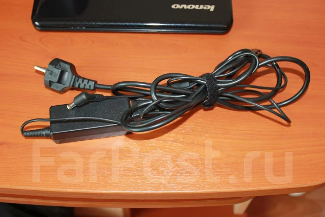 Lenovo IdeaPad S10-2. 1,6����, ��� 1024 ��, ���� 160���, WiFi: 1, Bluetooth: 1, ����������� �� 8��. ����
