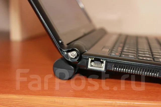 Lenovo IdeaPad S10-2. 1,6����, ��� 1024 ��, ���� 160���, WiFi: 1, Bluetooth: 1, ����������� �� 8��. ����