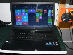 ASUS X75VD. 17.3", ��� 4096 ��, ���� 750 ��, WiFi, ����������� �� 3 �.