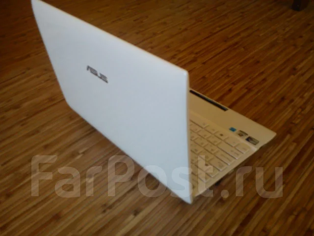 ASUS Eee PC 1025C. ��� 2048 ��, WiFi: 1, Bluetooth: 1 ����