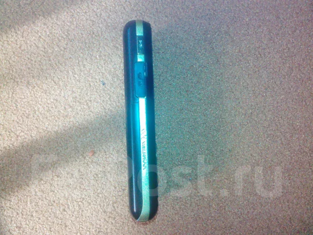 Sony Ericsson Walkman W660i ����