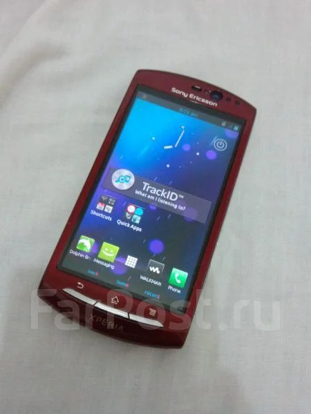 Sony Ericsson Xperia Neo ����