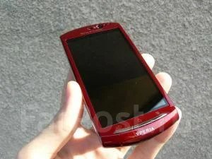 Sony Ericsson Xperia Neo ����