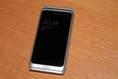 Nokia E7. �/� ����