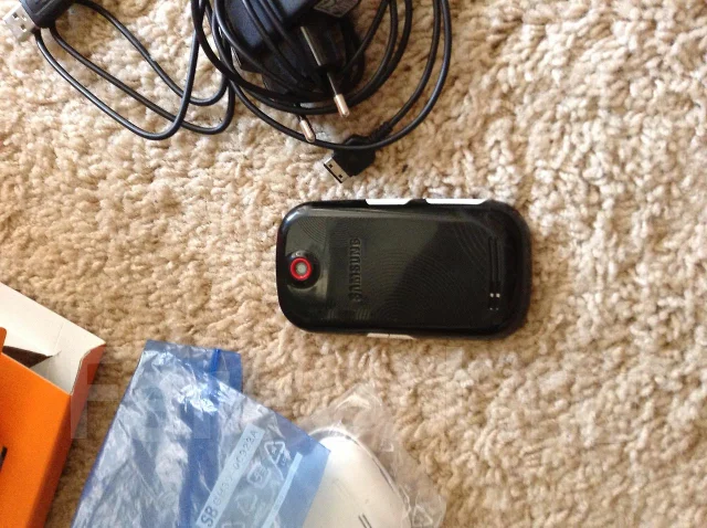 Samsung Corby. �/� ����