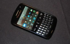 BlackBerry Curve 9360 ����