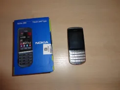 Nokia Asha 300 ����
