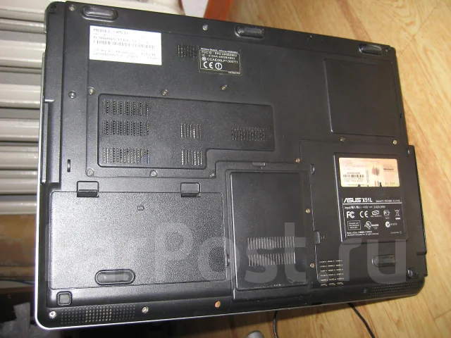 ASUS X51L. 1,8����, ��� 2048 ��, ���� 160���, WiFi: 1 ����