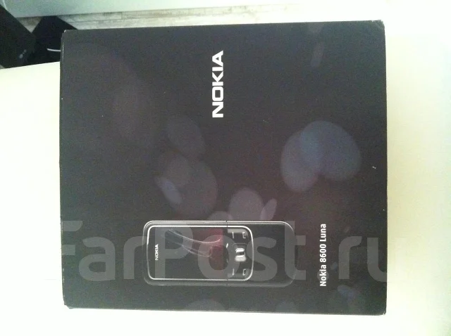 Nokia 8600 Luna. �/� ����