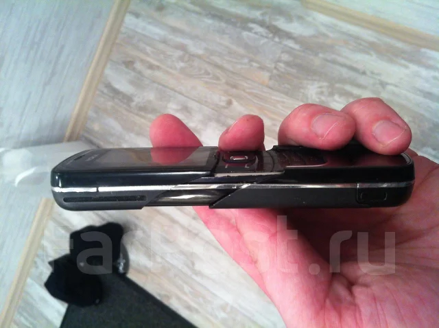 Nokia 8600 Luna. �/� ����
