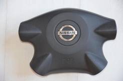 Панель рулевой колонки. Nissan Almera