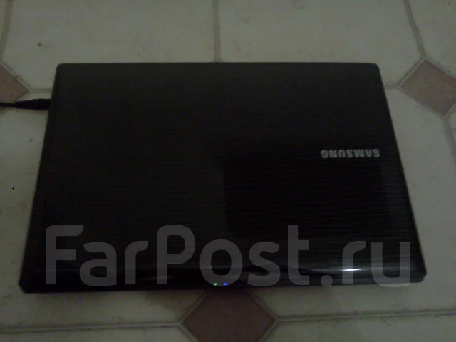 Samsung R425. 2,1����, ��� 4 ��, ���� 250���, WiFi: 1, ����������� �� 1��. ����