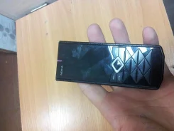 Nokia 7900 Crystal Prism ����