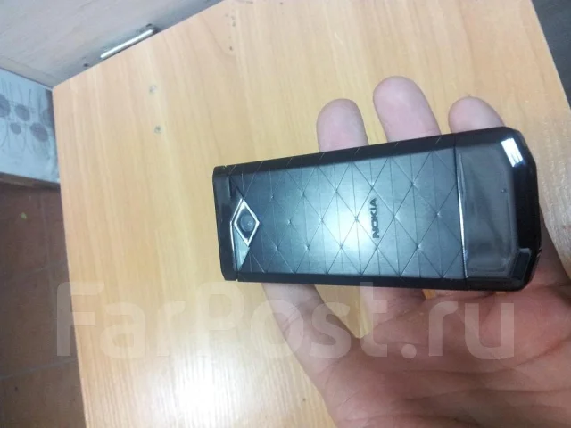 Nokia 7900 Crystal Prism ����