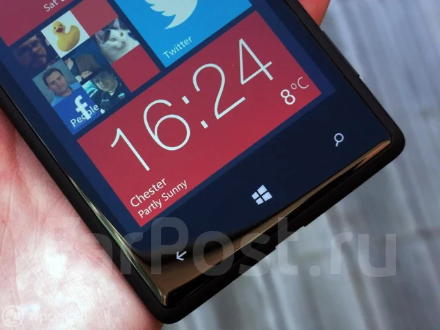 HTC 8X ����