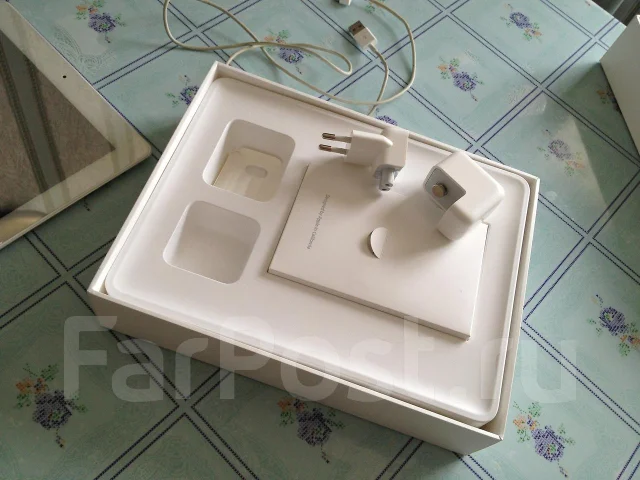 Apple iPad 4 Wi-Fi 16Gb ����