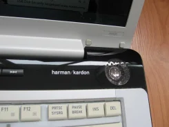 Toshiba Dynabook SS. 1,8����, ��� 2048 ��, ���� 320���, WiFi, Bluetooth, ����������� �� 1��. ����