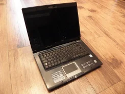 ASUS X59SL. 1,9����, ��� 4 ��, ���� 500���, WiFi, ����������� �� 2��.