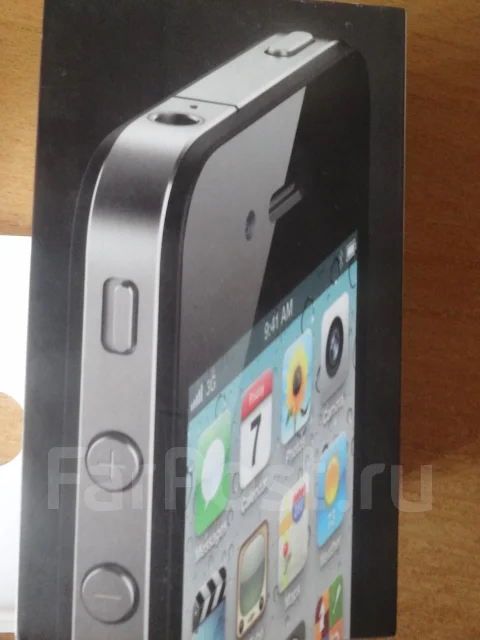 Apple iPhone 4 8Gb ����