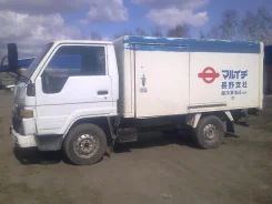 Toyota Hiace ����