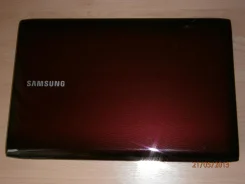Samsung R780. 2,3����, ��� 3072 ��, ���� 320���, ����������� �� 1��.