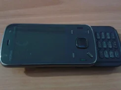 Nokia N86 8MP. �/�