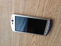 Sony Ericsson Xperia Neo V ����