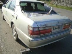 Порог пластиковый. Toyota Crown, 175