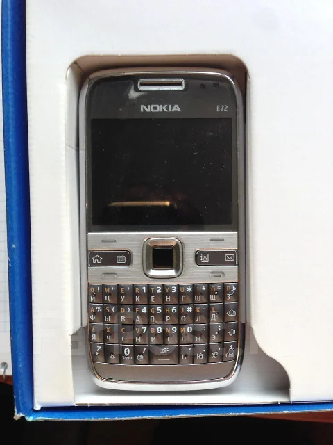 Nokia E72. �/� ����