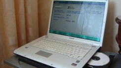 Toshiba Dynabook SS. 1,7����, ��� 1024 ��, ���� 80���, WiFi: 1, Bluetooth: 1, ����������� �� 1��. ����