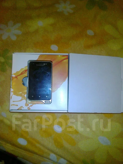Sony Ericsson Xperia active ����