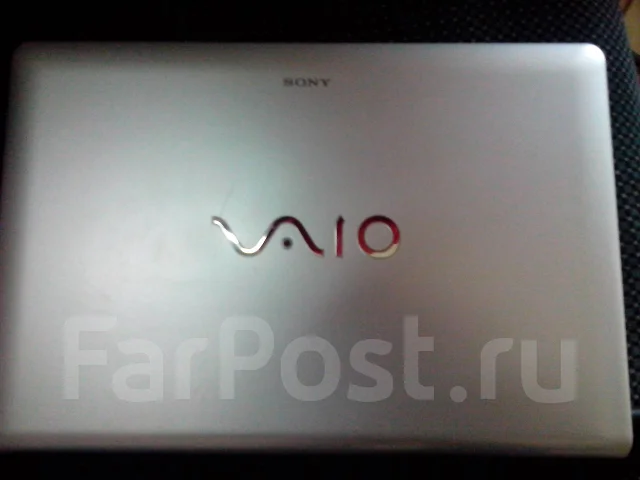 Sony VAIO VPC-EE4E1R. ��� 3072 ��, ���� 320���, WiFi: 1, Bluetooth: 1, ����������� �� 3��. ����