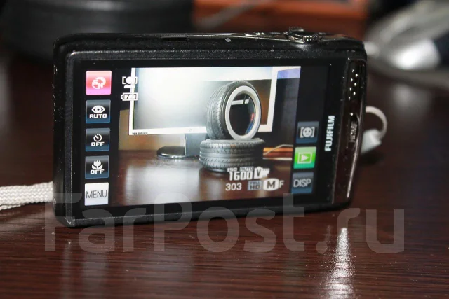 Fujifilm FinePix Z900EXR. 9 - 9.9 ��, ���: 5� ����